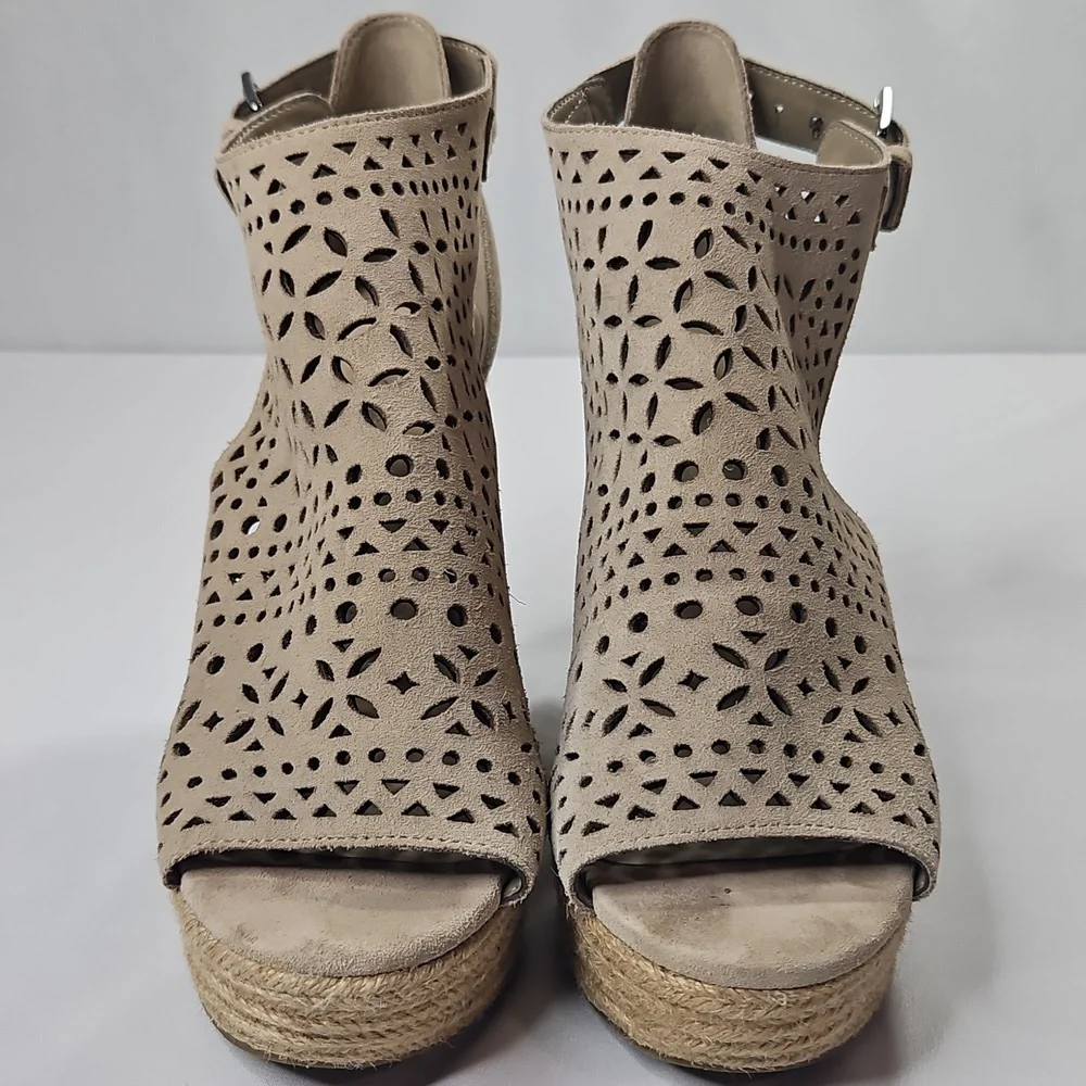 Marc Fisher Women's Helda Gray Suede Wedge Sandals Size 9